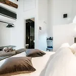 Caesar Suites By 