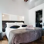 Caesar Suites By 