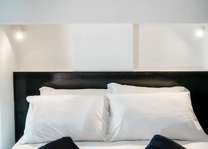 Pensionat Caesar Suites By 