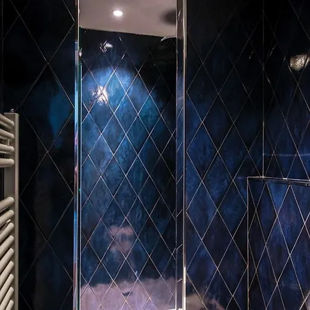 Caesar - The House Of Travelers 招待所