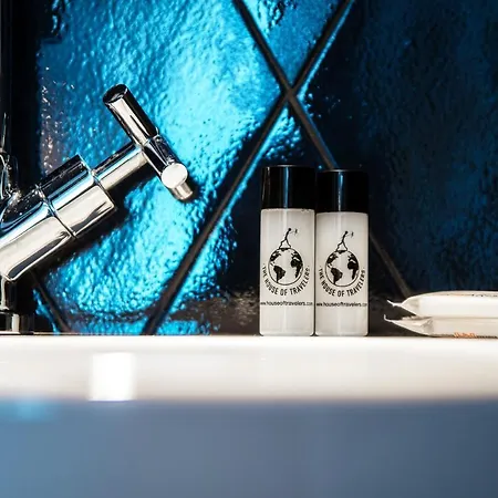 Caesar - The House Of Travelers 招待所